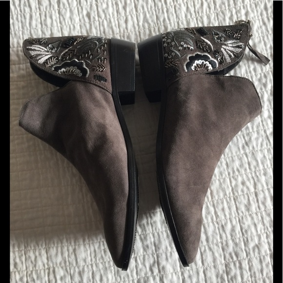 NWT Kenneth Cole suede boot w/ankle embellishment - Picture 5 of 13